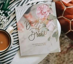 Daughters Of Grace Bible Study -Books-Bible 117 0021 3