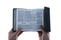 KJV, Reference Bible, Compact, Large Print, Snapflap Black -Books-Bible 206 0732 3