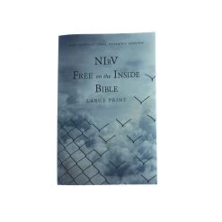 NIrV Free On The Inside Bible -Large Print, Paperback