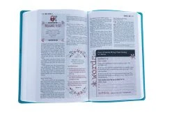 NIV, Ultimate Bible For Girls, Faithgirlz Edition, Leathersoft, Teal -Books-Bible 210 0480 5 1