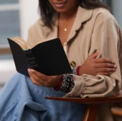 NKJV Compact Bible, MacLaren Series, Genuine Leather Black -Books-Bible 211 0241 3