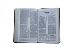 NRSV, Thinline Reference Bible, Leathersoft, Burgundy -Books-Bible 213 0015 4