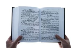 Das Neue Testament Gros Druck 9 1/4 X 6 1/8 X 1 3/8 In -Books-Bible 215 0014 3