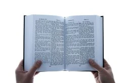 English/German New Testament Large Print 8.5 X 5.5 X 1.5 -Hardcover -Books-Bible 215 0019 2